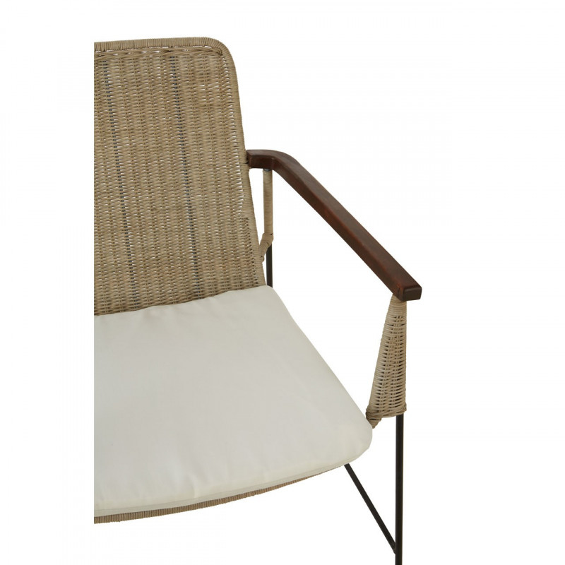Kubu Rattan Lounge Chair With Metal Legs