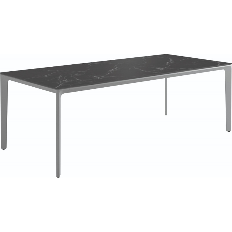 Gloster Carver Outdoor Dining Table Nero Ceramic 220 CM