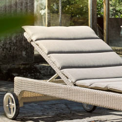 Vincent Sheppard Safi Rattan Outdoor Sun Lounger Old Lace