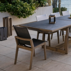 Les Jardins Skaal Extendable Dining Table | Black Ceramic Top